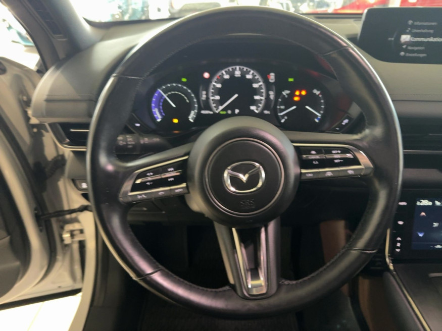 MAZDA MX-30 Basis, Kamera, LED