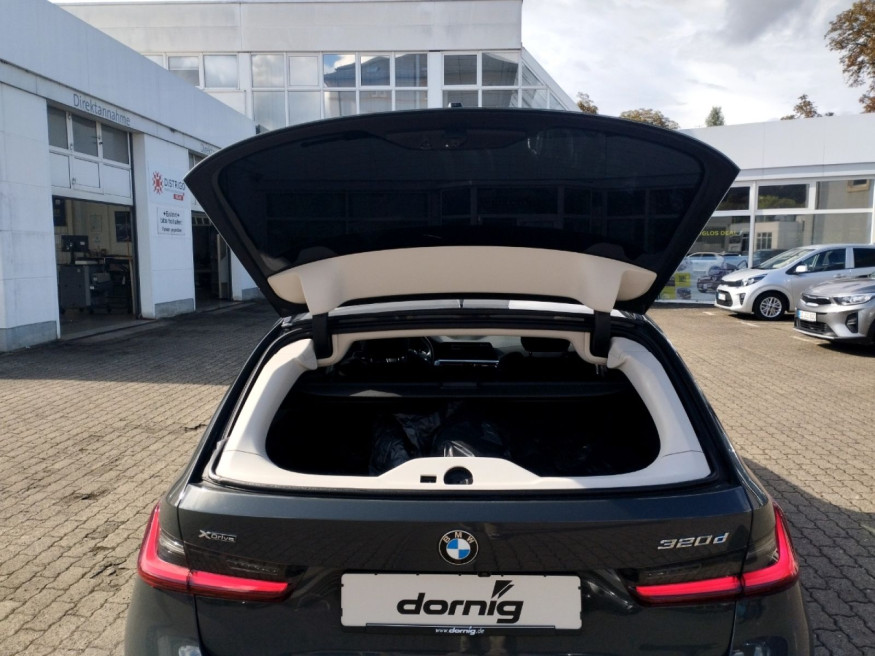 BMW 320 d xDrive Touring MildHybrid