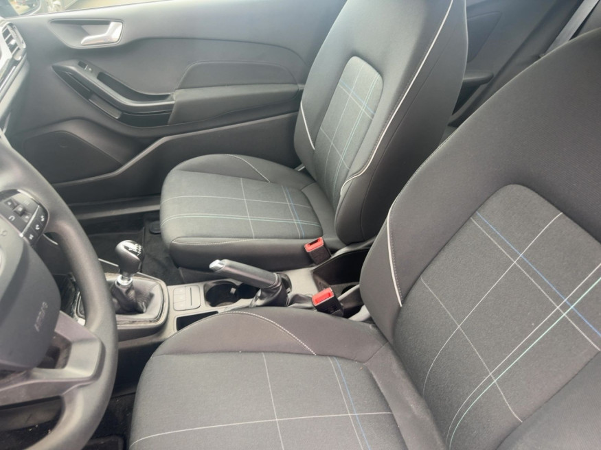 FORD Fiesta Cool & Connect