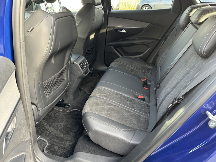 PEUGEOT 3008 GT BlueHDi 180 EAT6, Navi