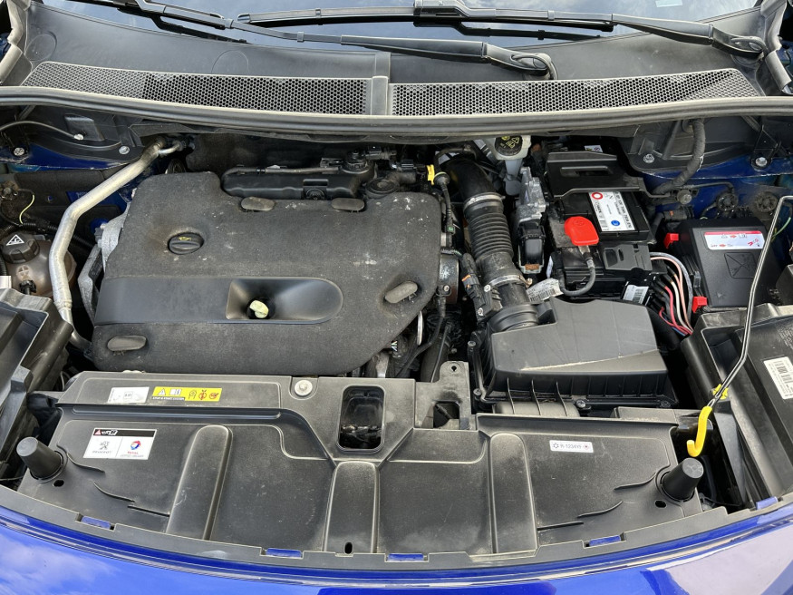 PEUGEOT 3008 GT BlueHDi 180 EAT6, Navi