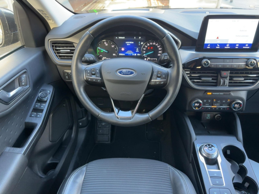 FORD Kuga Duratec, Titanium X, SHZ, LED