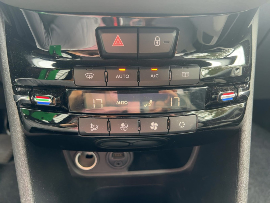 PEUGEOT 2008 Allure Pure Tech 130