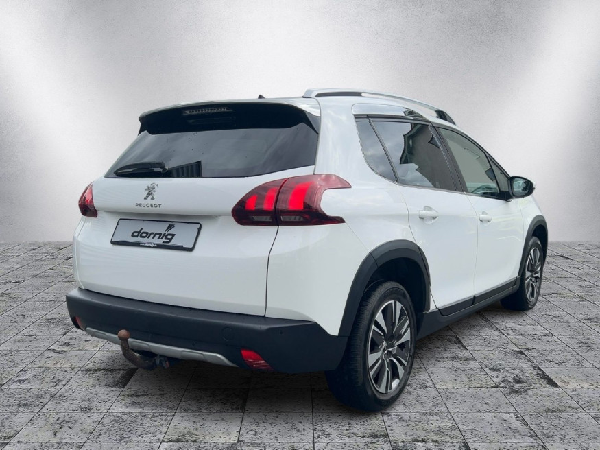 PEUGEOT 2008 Allure Pure Tech 130