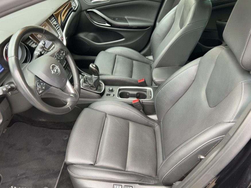 OPEL Astra ST Ultimate,Navi,Kamera,LED