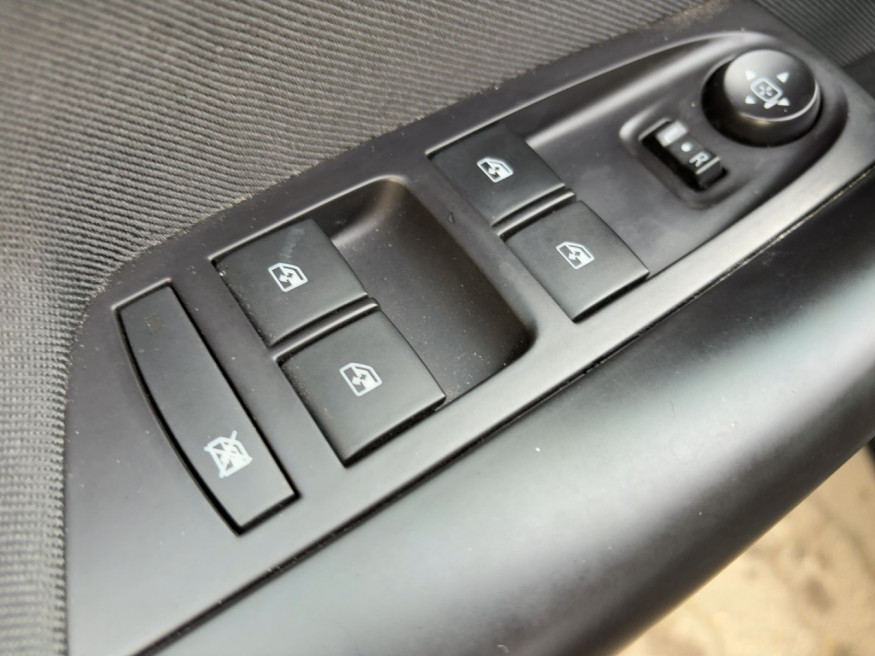 OPEL Astra PDC, SHZ, LED, Komfort-Paket