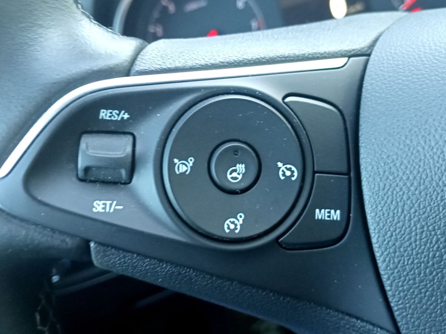 OPEL Grandland X Innovation, Navi, Kamera, SHZ