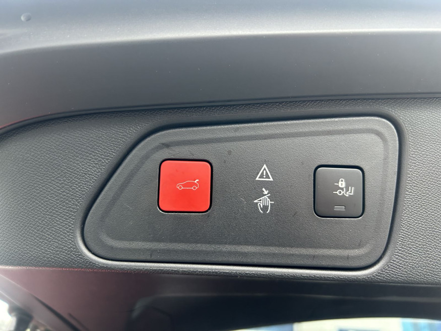 PEUGEOT 3008 Crossway, Navi, AHK, SHZ