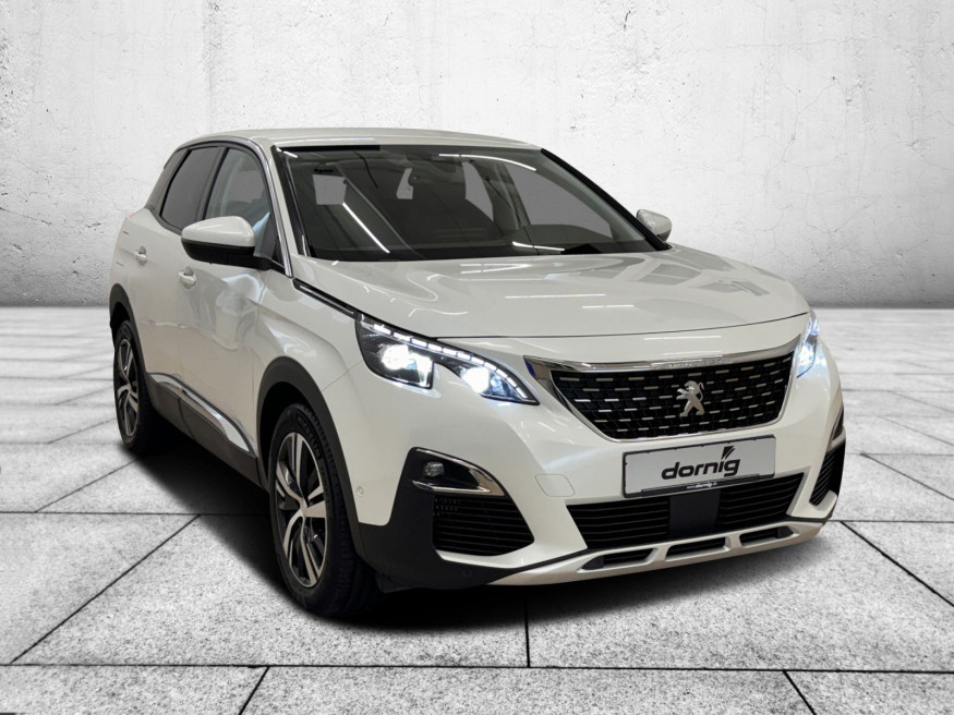PEUGEOT 3008 Allure PT130 EAT8, Navi