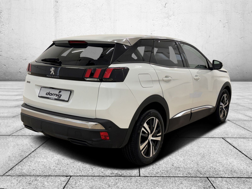 PEUGEOT 3008 Allure PT130 EAT8, Navi