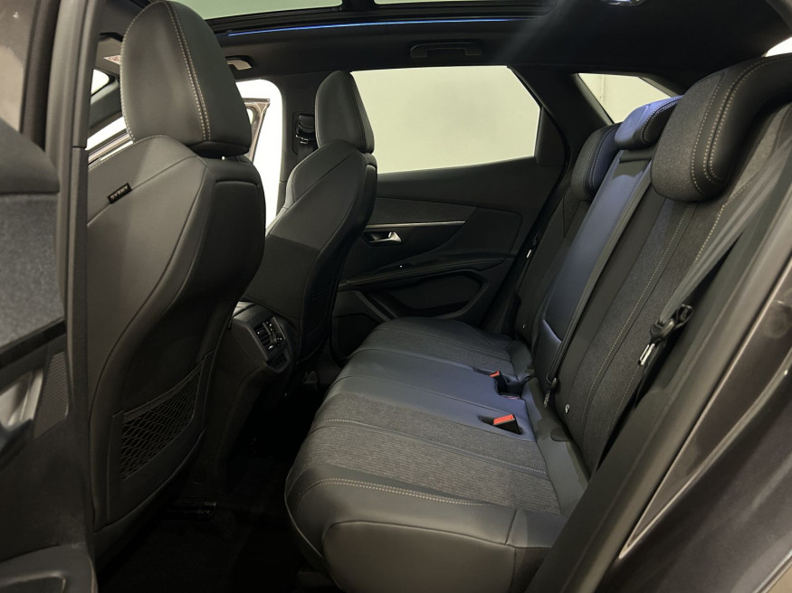 PEUGEOT 3008 GT-Line PT130, Navi, SHZ