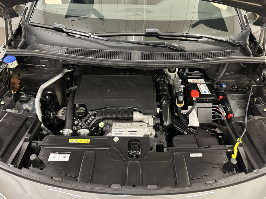 PEUGEOT 3008 GT-Line PT130, Navi, SHZ