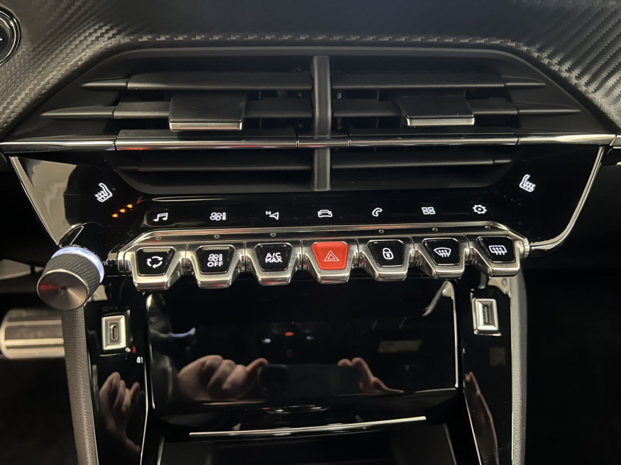 PEUGEOT 208 GT-Line PT 130 EAT8, Navi, LED