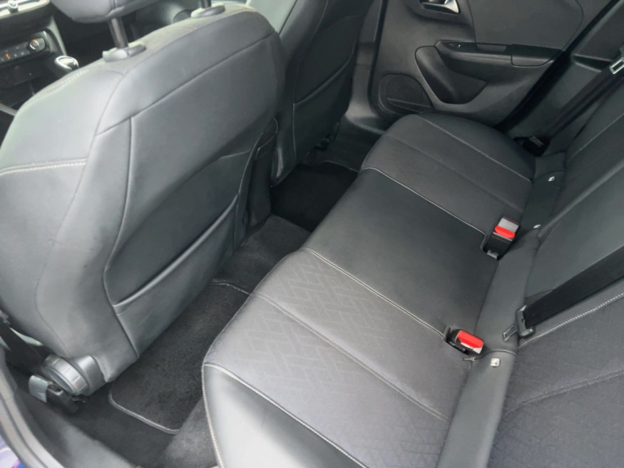 OPEL Corsa Elegance, Navi, PDC, LED