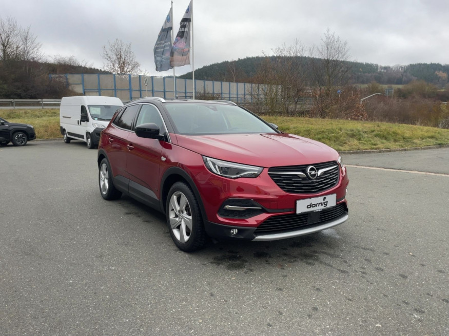 OPEL Grandland X Ultimate Hybrid 4, Klima, LED
