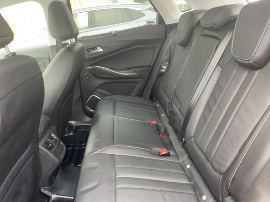 OPEL Grandland X Ultimate Hybrid 4, Klima, LED