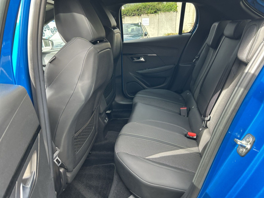 PEUGEOT 208 Allure PureTech130,Navi,Kamera