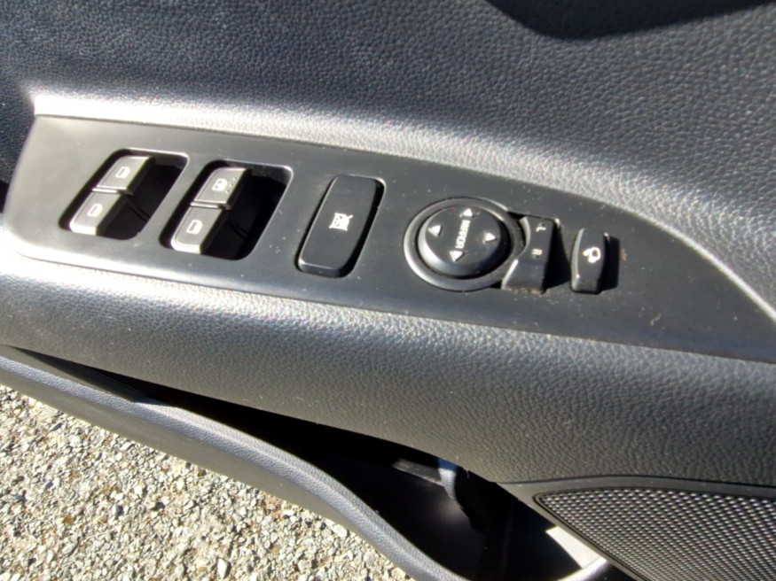 KIA Rio Vision, SHZ, LED, Navi