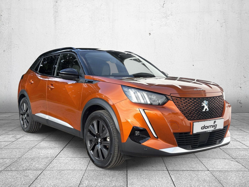 PEUGEOT 2008 GT Pack Elektro 136 Glasdach