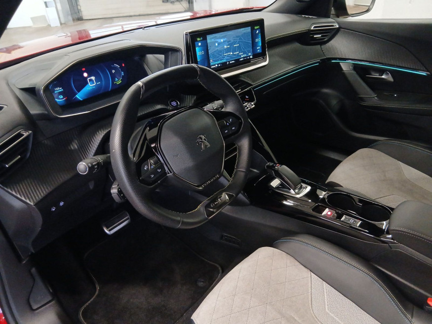 PEUGEOT 2008 GT Pack, SHZ, Kamera, LED