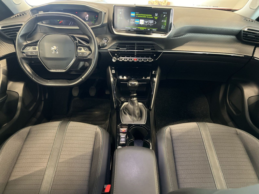 PEUGEOT 2008 Allure Pack Pure Tech 130