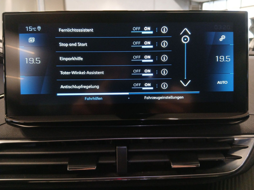 PEUGEOT 3008 Allure PureTech 130,Navi,SHZ