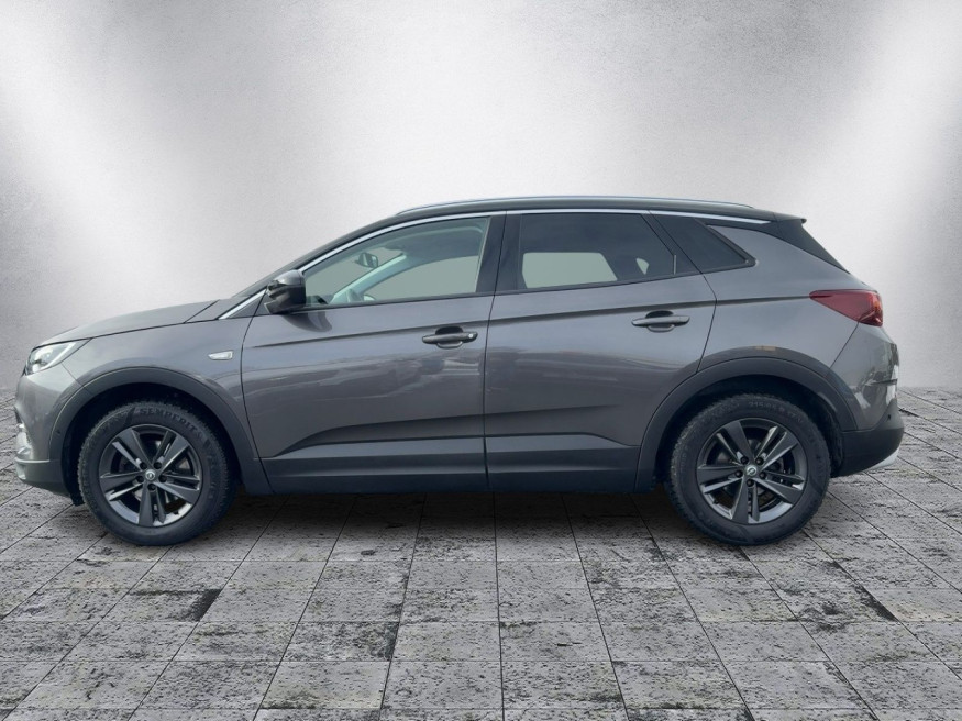 OPEL Grandland X Ultimate 1.2T AT8 AHK