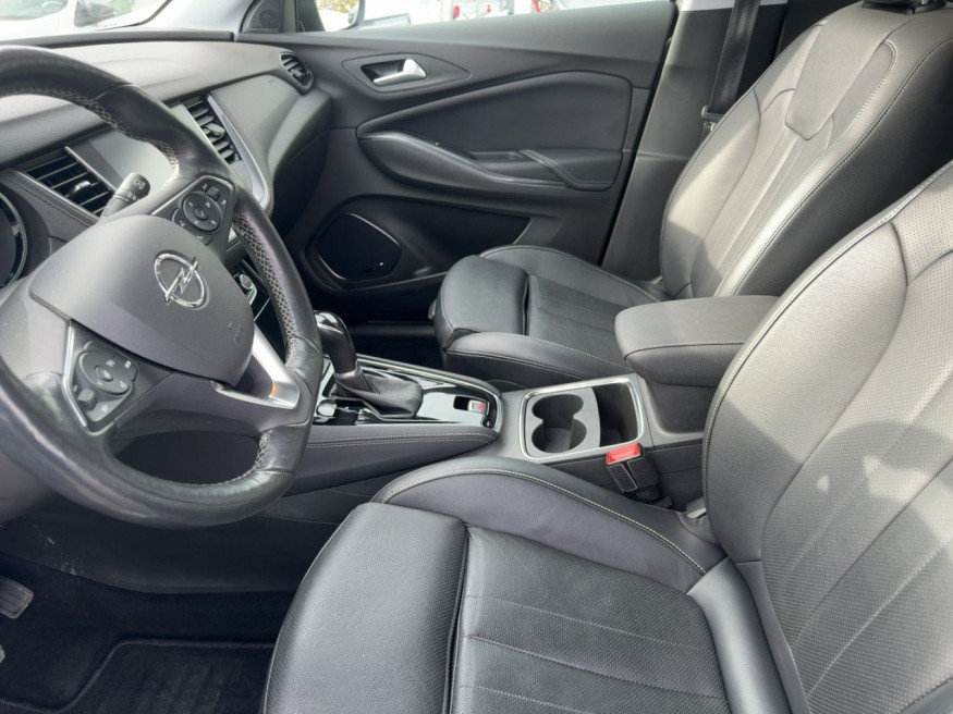 OPEL Grandland X Ultimate 1.2T AT8 AHK