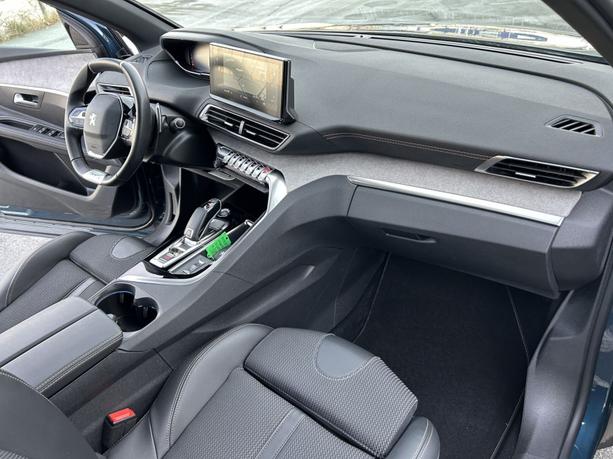 PEUGEOT 3008 GT Blue HDi130 EAT8,SHZ