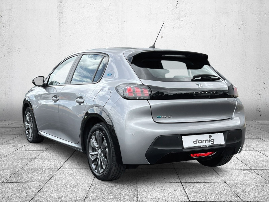 PEUGEOT 208 Active Pack Elektro 136 DAB+