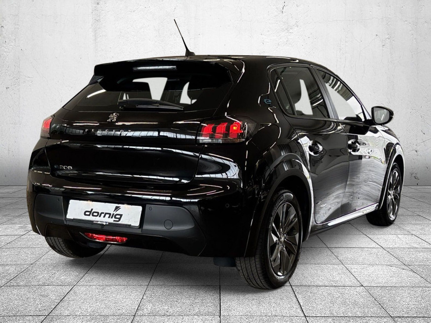 PEUGEOT 208 Active Pack Elektro 136