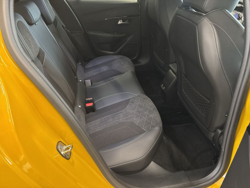 PEUGEOT 208 GT Pack Elektro 136,Kamera,SHZ