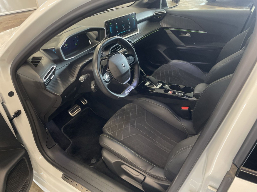 PEUGEOT 208 GT Pack Elektro 136 DAB+