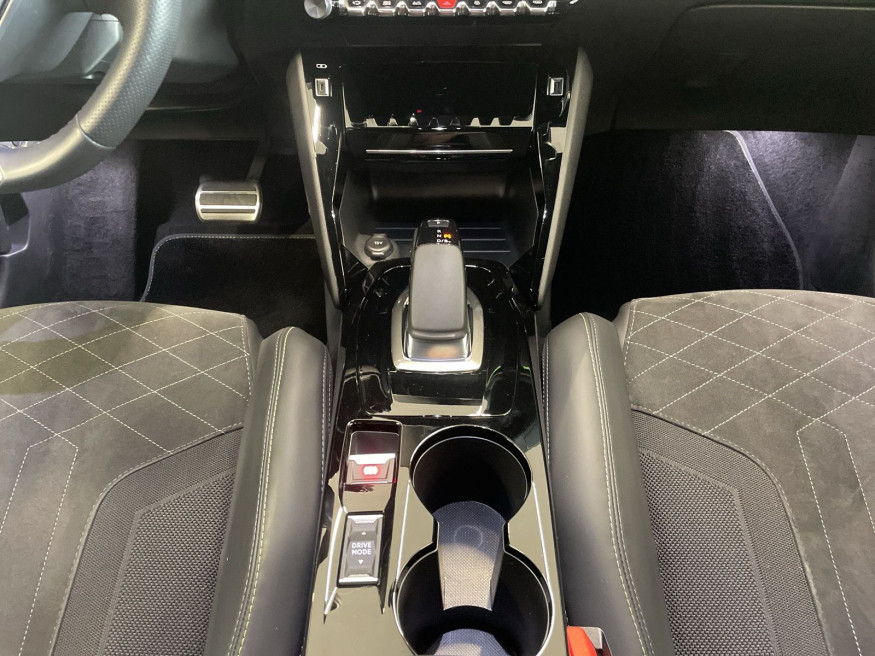 PEUGEOT 208 GT Pack Elektro 136 DAB+