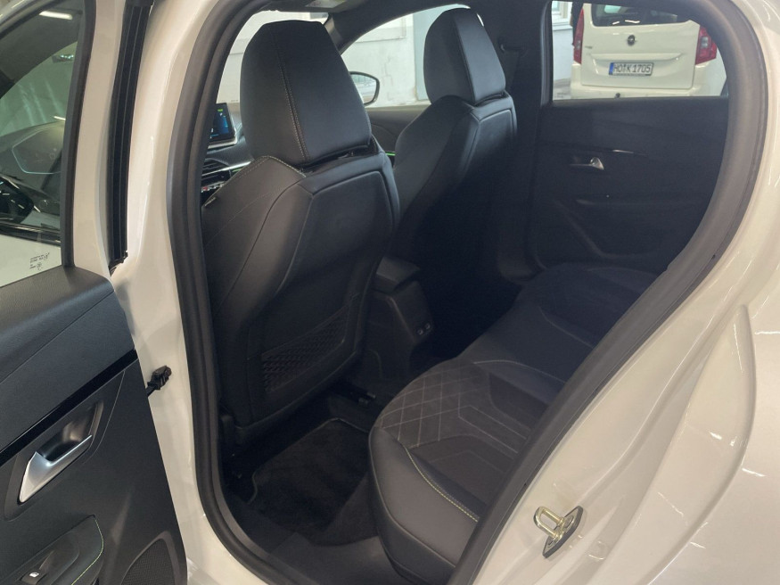 PEUGEOT 208 GT Pack Elektro 136 DAB+