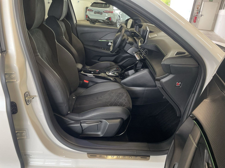 PEUGEOT 208 GT Pack Elektro 136 DAB+