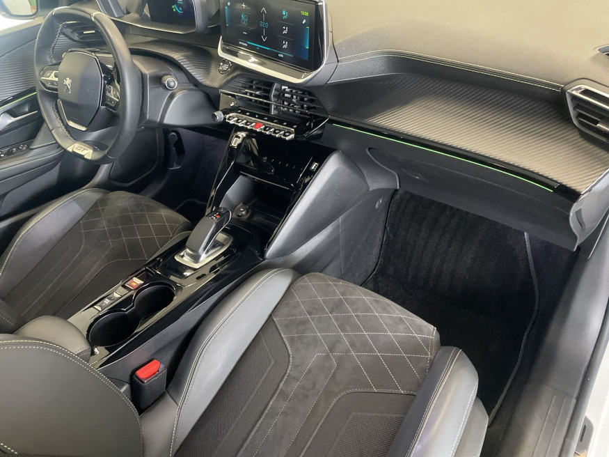 PEUGEOT 208 GT Pack Elektro 136 DAB+