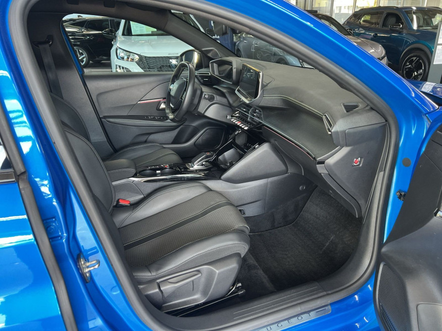 PEUGEOT 208 GT Elektro 136, Komfort-Paket