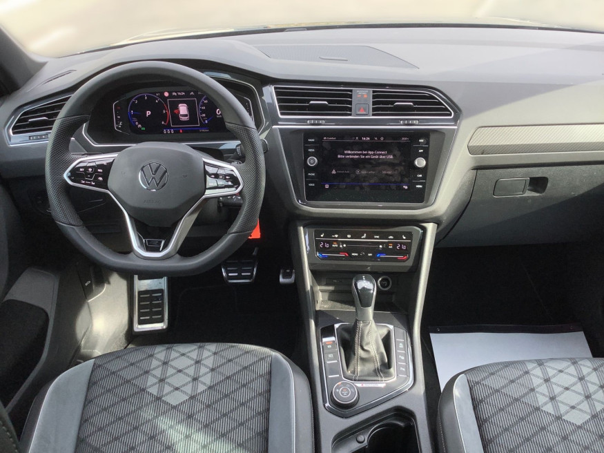 VW Tiguan R-Line DSG 4X4, Matrix, AHK