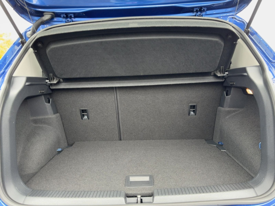 VW T-Cross United, Navi, SHZ, PDC