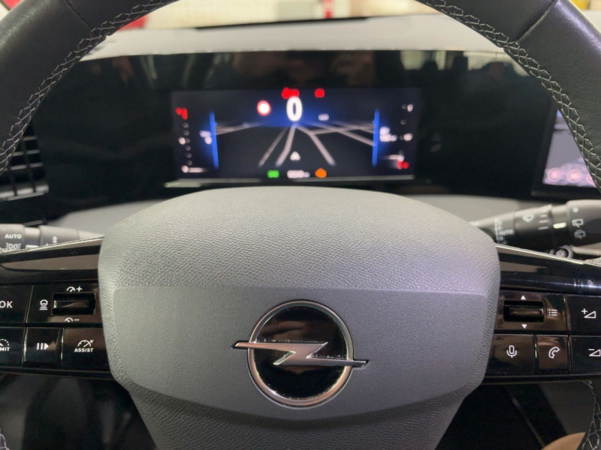 OPEL Astra Elegance, Navi, Kamera