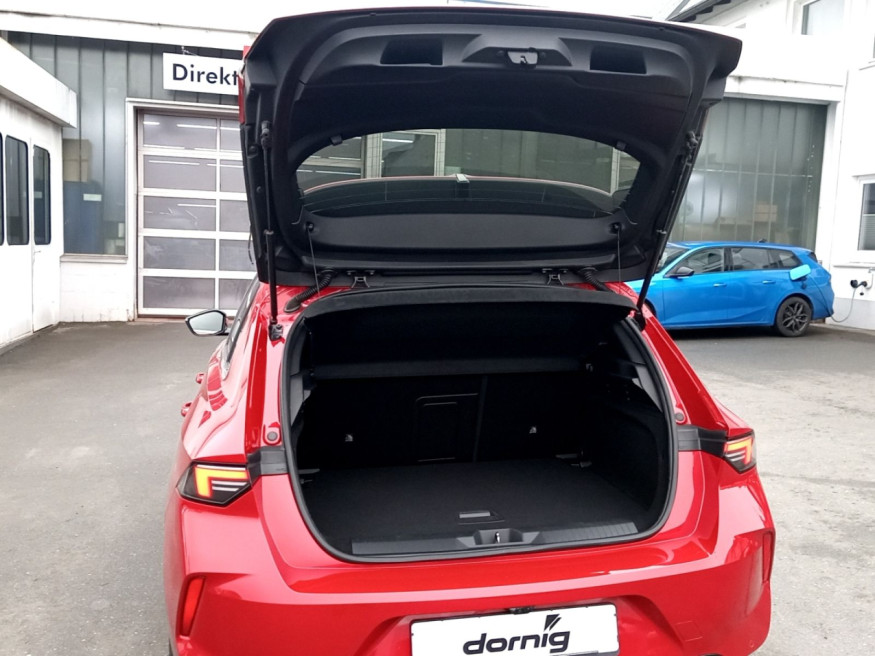 OPEL Astra Elegance, AHK, Kamera, LED