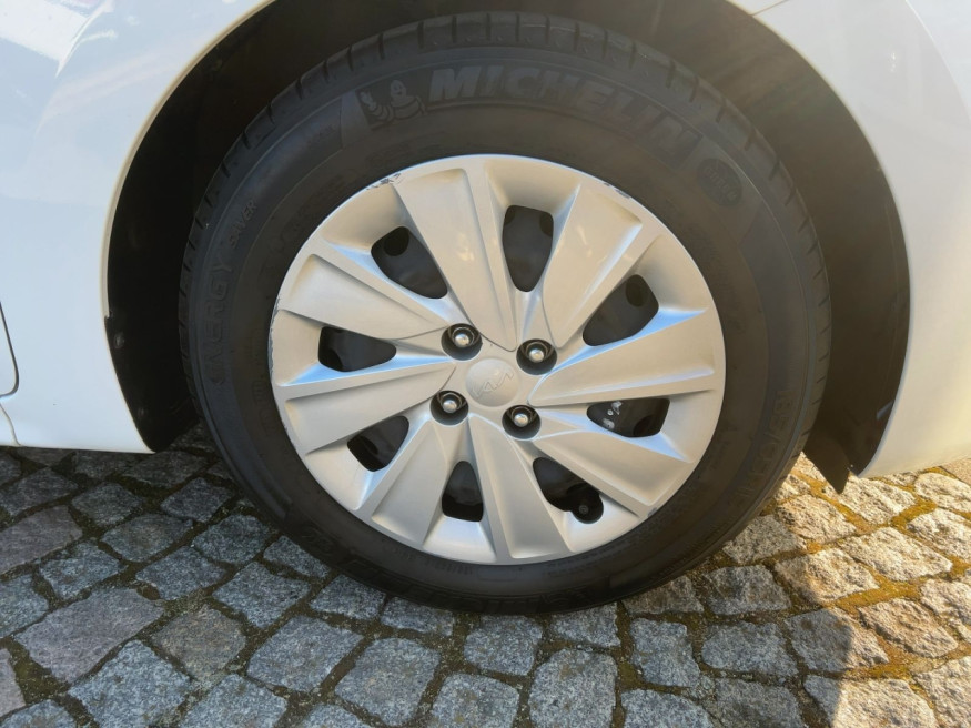 KIA Rio Emotion-Paket , SHZ, LKRHZ