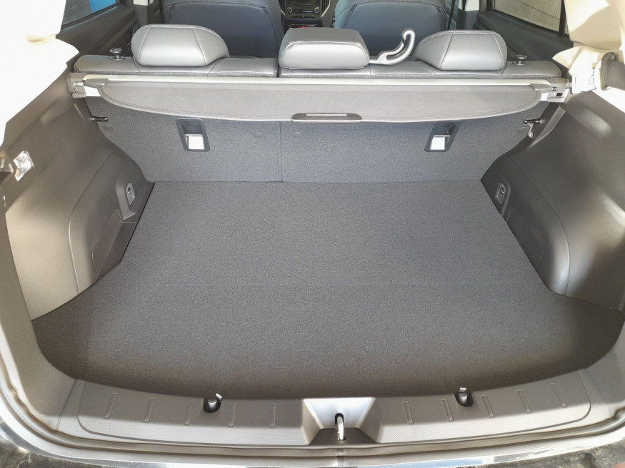 SUBARU Impreza 2.0ie Platinum 4x4