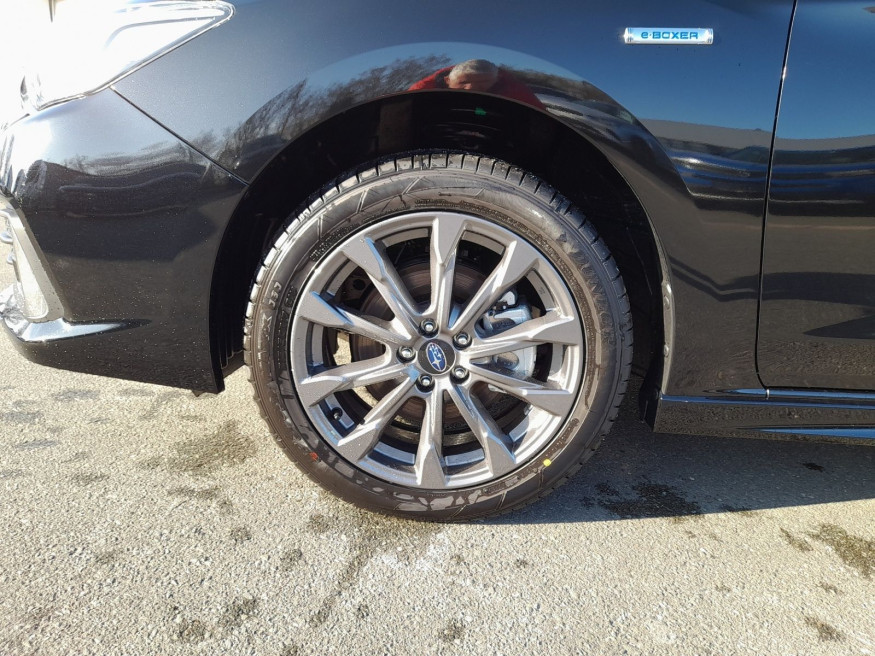 SUBARU Impreza 2.0ie Platinum 4x4