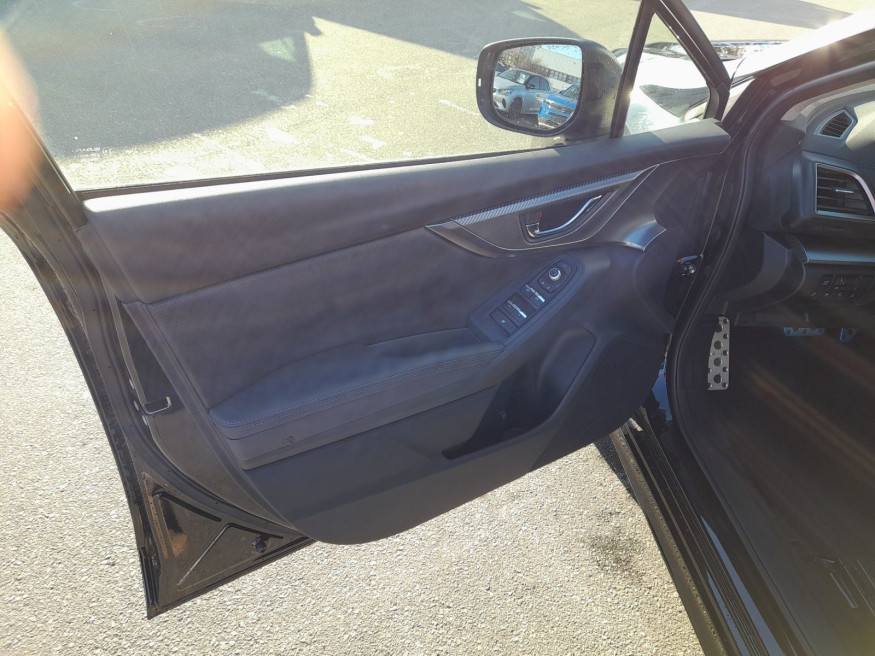 SUBARU Impreza 2.0ie Platinum 4x4