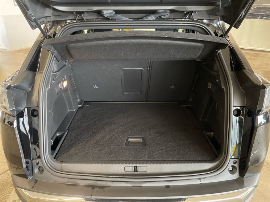 PEUGEOT 3008 GT PureTech 130 EAT8