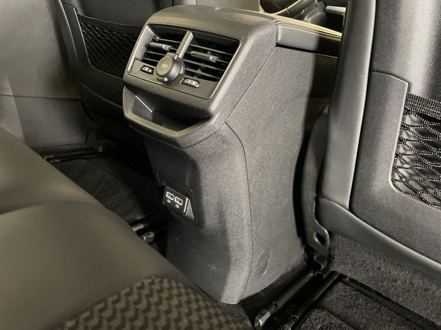 PEUGEOT 3008 GT PureTech 130 EAT8