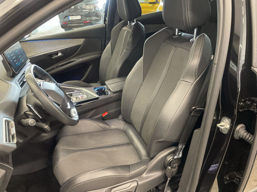 PEUGEOT 3008 GT PureTech 130 EAT8