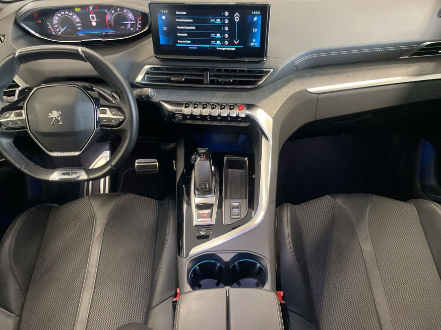 PEUGEOT 3008 GT PureTech 130 EAT8